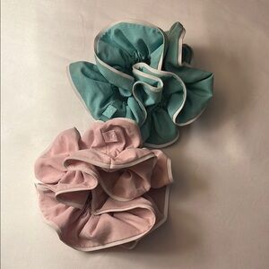LULULEMON - Pink and Green Hair Scrunchies